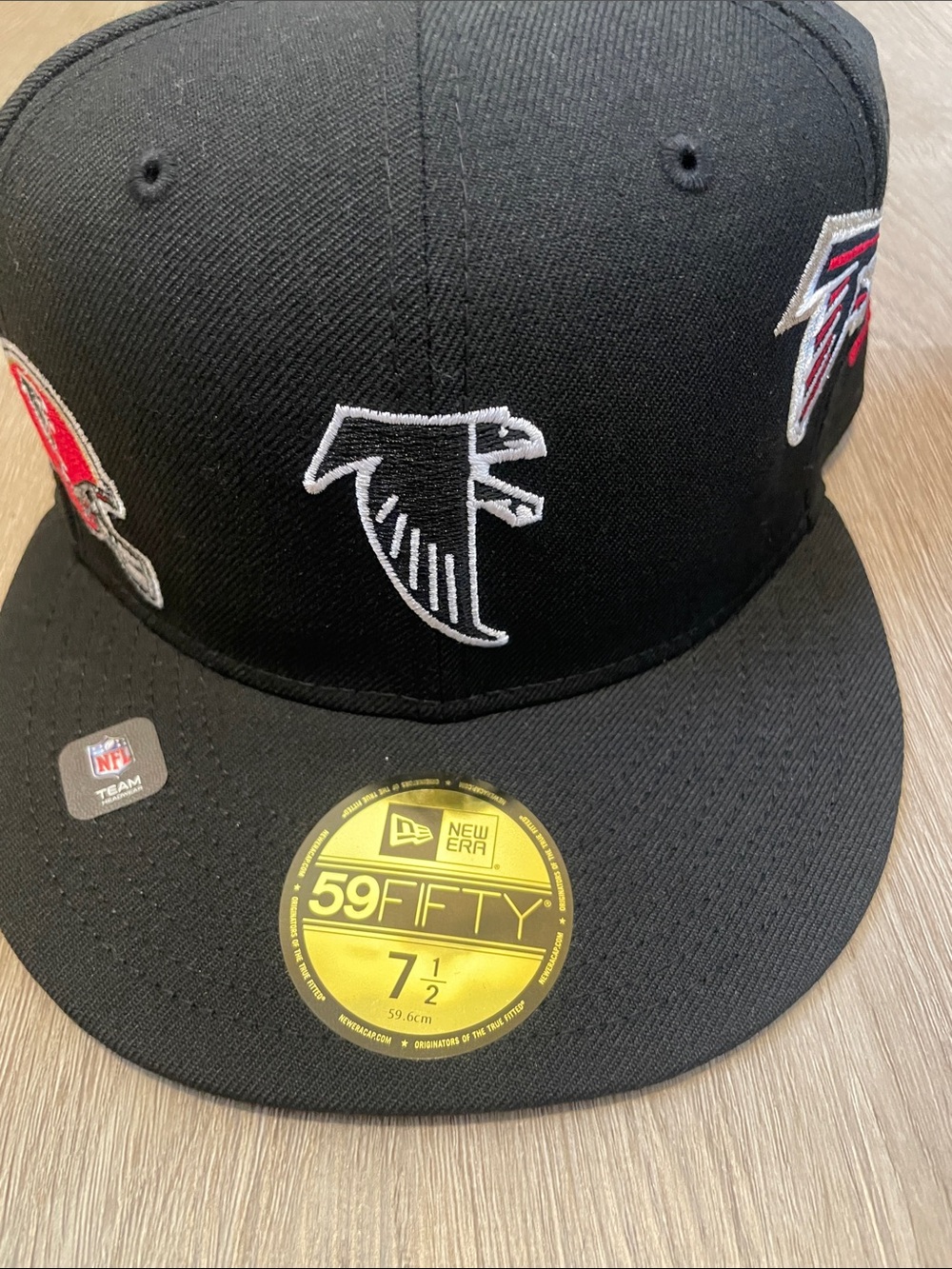 New Era Black Atlanta Falcons 59FIFTY Fitted Hat with Red & White Accents